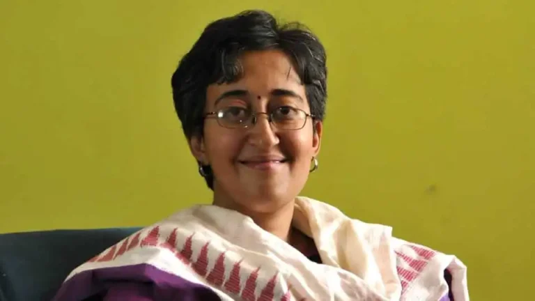 Atishi Marlena: दिल्ली की नई मुख्यमंत्री बनीं, जाने कैसे हुयी इनकी राजनीति की शुरआत