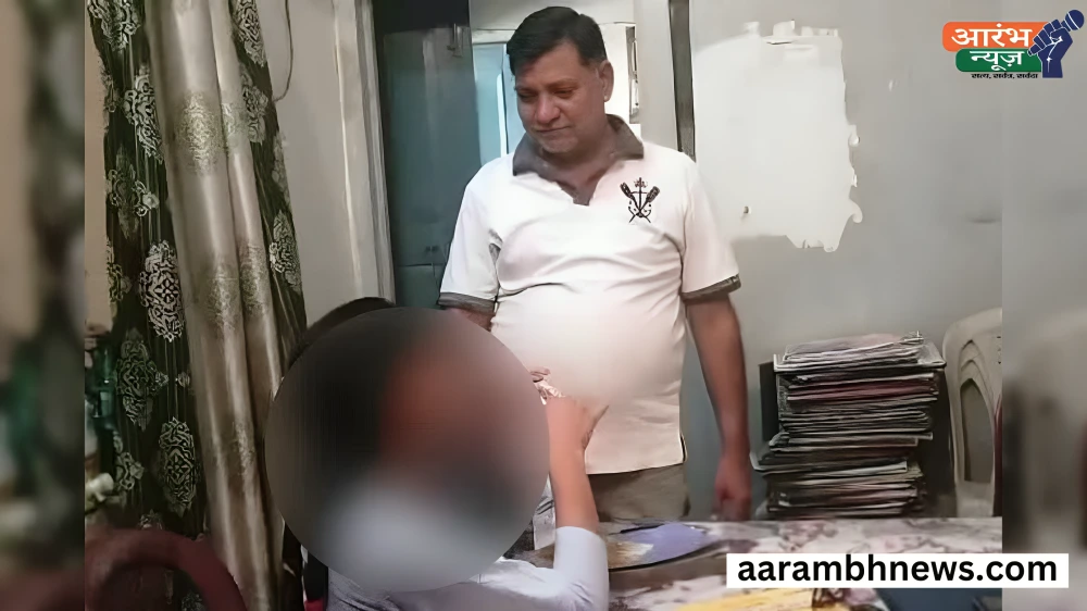 Hathras Professor News: 65 अश्लील वीडियोज़, 30 छात्राओं का यौन शोषण... प्रोफ़ेसर को पुलिस ने किया गिरफ्तार 1 Hathras Professor News
