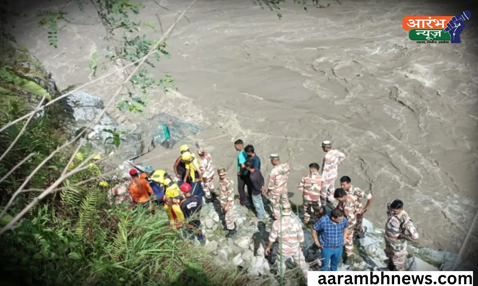 Rudraprayag accident चारधाम यात्रियों से भरी बस अलकनंदा नदी में गिरी, 1 की मौत, 10 लापता