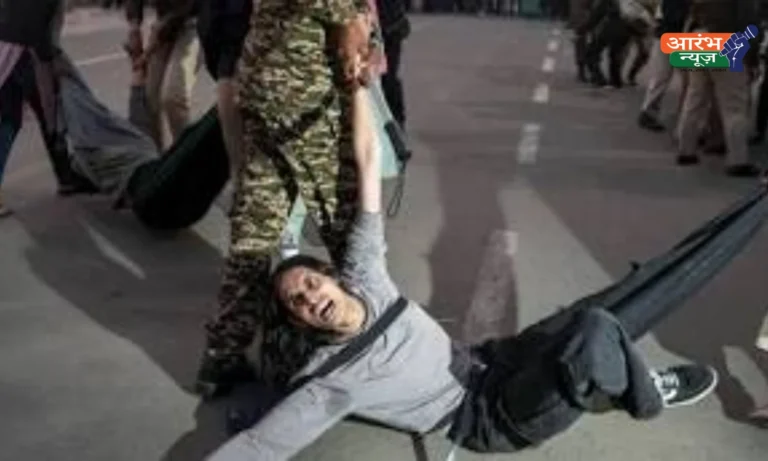 Delhi Air Pollution India Gate Protest: प्रदर्शन क्यों भड़का? पुलिस से झड़प, पेपर स्प्रे और माओवादी पोस्टर विवाद ने बढ़ाया मामला