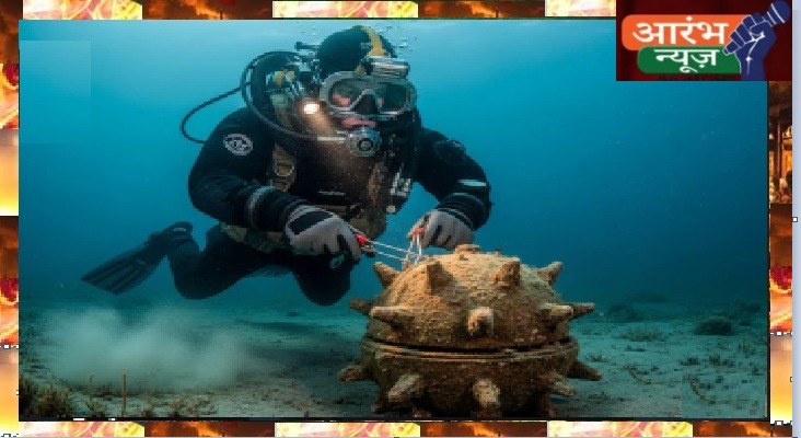 Iran War : बारूदी खतरा होर्मुज स्ट्रेट में : ब्रिटेन हटाएगा समुद्री माइंस -कमांडो उतरेंगे पानी में