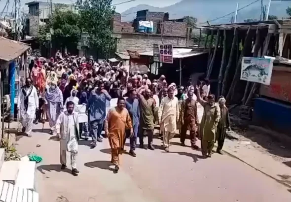 PoK Firing: Rawalkot में सुरक्षाबलों की गोलीबारी, 14 प्रदर्शनकारियों की मौत; चश्मदीदों ने बताया पूरा मंजर