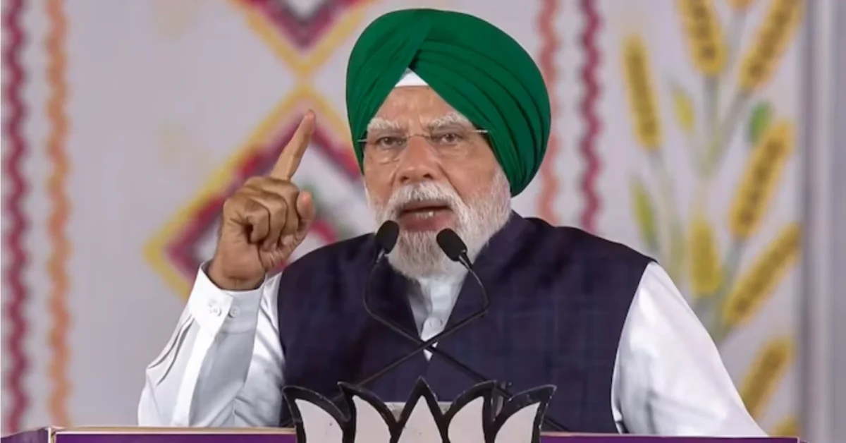 PM Modi Punjab Visit: जलंधर में मोदी बोले-'पंजाब में कट्टर बेईमान पार्टी की सरकार',केजरीवाल ने भी दिया करारा जवाब...