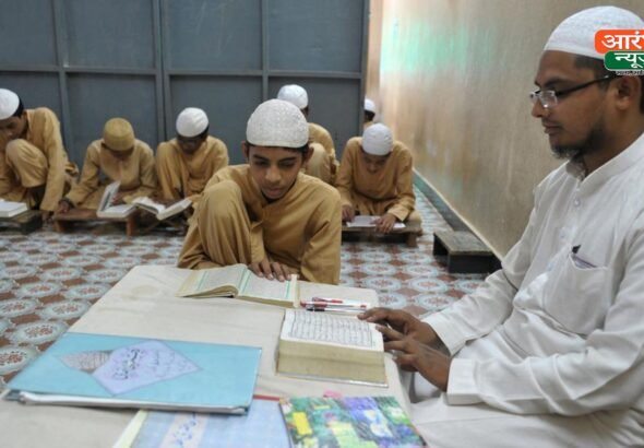 West Bengal Madrasa: पश्चिम बंगाल में 252 मदरसों पर कार्रवाई, 100 को शो-कॉज नोटिस; जानिए क्या है पूरा मामला
